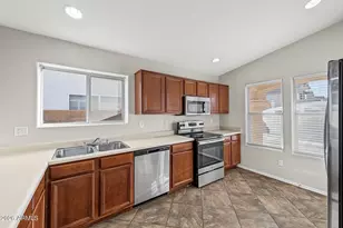 2911 S 91st Dr, Tolleson, AZ 85353 - Photo 12