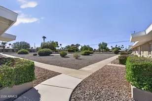 10458 W Oakmont Dr, Sun City, AZ 85351 - Photo 4