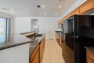 7503 S 30th Run, Phoenix, AZ 85042 - Photo 8