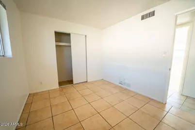 181 W Kesler Lane, Chandler, AZ 85225 - Photo 10