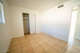 181 W Kesler Ln, Chandler, AZ 85225 - Photo 10