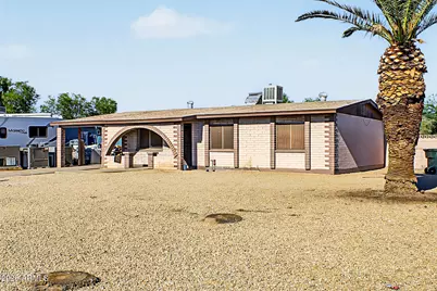 5123 N 68th Avenue, Glendale, AZ 85303 - Photo 6