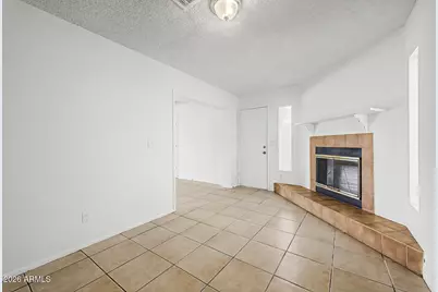 5123 N 68th Avenue, Glendale, AZ 85303 - Photo 12