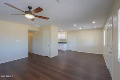 421 W 11th Street, Casa Grande, AZ 85122 - Photo 8