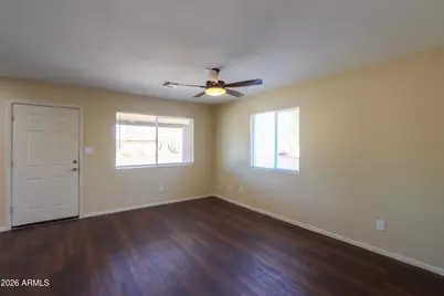 421 W 11th Street, Casa Grande, AZ 85122 - Photo 6