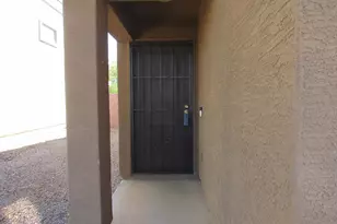 267 W Settlers Trail, Casa Grande, AZ 85122 - Photo 2