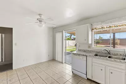 18419 N 32nd Lane, Phoenix, AZ 85053 - Photo 8