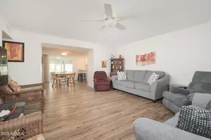 9542 W Shasta Dr, Sun City, AZ 85351 - Photo 16