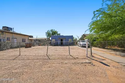211 W Northern Avenue, Coolidge, AZ 85128 - Photo 14