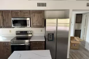 16657 S 12th Way, Phoenix, AZ 85048 - Photo 2