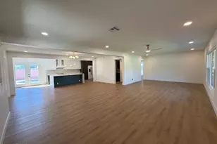 717 W Cactus Wren Dr, Phoenix, AZ 85021 - Photo 10