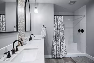 8749 E Sage Drive, Scottsdale, AZ 85250 - Photo 18