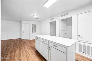 3065 N 67th Ave, Phoenix, AZ 85033 - Photo 10