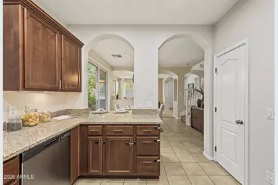 3881 E Gideon Way, Gilbert, AZ 85296 - Photo 12