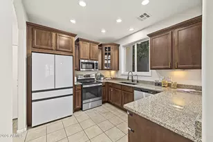 3881 E Gideon Wy, Gilbert, AZ 85296 - Photo 10
