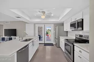 12037 S Half Moon Dr, Phoenix, AZ 85044 - Photo 2