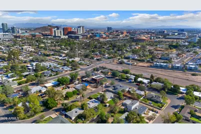 409 W 14th Street, Tempe, AZ 85281 - Photo 30