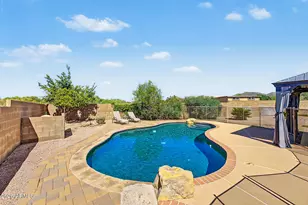402 E Blue Eagle Ln, Phoenix, AZ 85086 - Photo 42