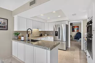 10050 E Mountainview Lake Dr, Scottsdale, AZ 85258 - Photo 16