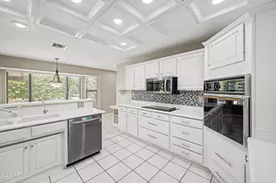 14752 W Buttonwood Dr, Sun City West, AZ 85375 - Photo 4