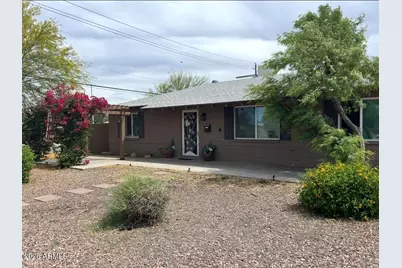 2301 W Cheery Lynn Road, Phoenix, AZ 85015 - Photo 1