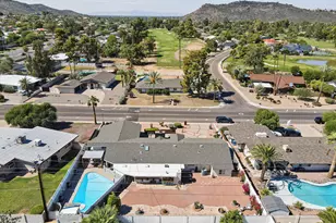 13419 N Canterbury Dr, Phoenix, AZ 85023 - Photo 2