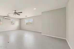 2350 N 51st Dr, Phoenix, AZ 85035 - Photo 14