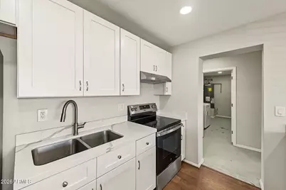 2350 N 51st Drive, Phoenix, AZ 85035 - Photo 12