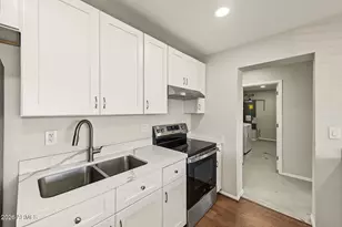 2350 N 51st Dr, Phoenix, AZ 85035 - Photo 12