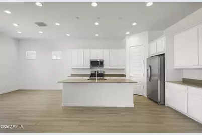 25681 N 174th Avenue, Surprise, AZ 85387 - Photo 4