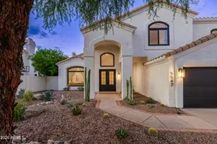 5542 E Anderson Dr, Scottsdale, AZ 85254 - Photo 4