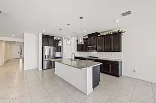 14389 W Voltaire St, Surprise, AZ 85379 - Photo 10