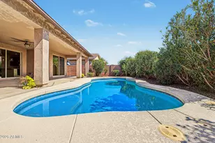 14389 W Voltaire St, Surprise, AZ 85379 - Photo 34