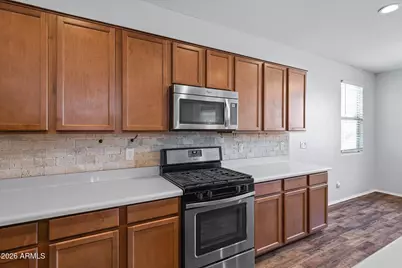 7704 S 23rd Lane, Phoenix, AZ 85041 - Photo 12