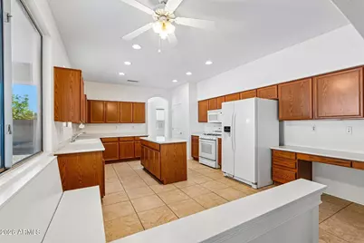 8248 W Charter Oak Road, Peoria, AZ 85381 - Photo 18