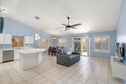 2823 E Blackhawk Drive, Phoenix, AZ 85050 - Photo 4