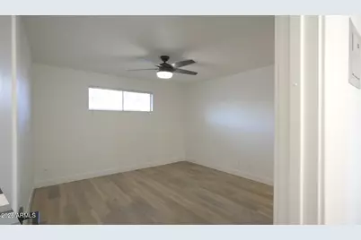 3025 N 36th Street #A2, Phoenix, AZ 85018 - Photo 8