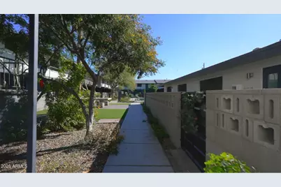 3025 N 36th Street #A2, Phoenix, AZ 85018 - Photo 1