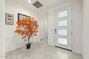 7528 West Odeum Ln, Phoenix, AZ 85043 - Photo 8