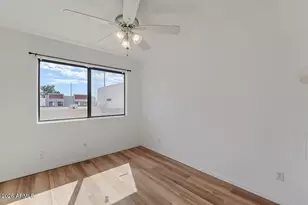2573 W Monte Cristo Ave, Phoenix, AZ 85023 - Photo 20