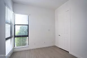9414 S 7th Pl, Phoenix, AZ 85042 - Photo 8