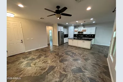 9033 W State Avenue, Glendale, AZ 85305 - Photo 4