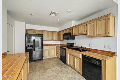 9423 N 59th Avenue #135, Glendale, AZ 85302 - Photo 14