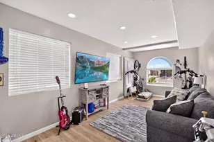152 S Abalone Dr, Gilbert, AZ 85233 - Photo 12