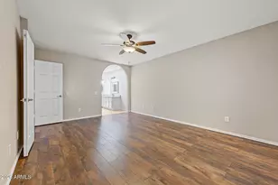 2915 W Kelton Ln, Phoenix, AZ 85053 - Photo 14