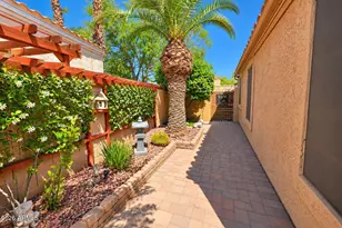 249 E Vaughn Ave, Gilbert, AZ 85234 - Photo 20