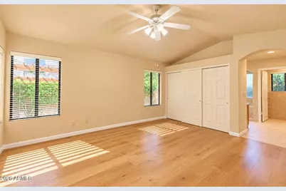 249 E Vaughn Avenue, Gilbert, AZ 85234 - Photo 10