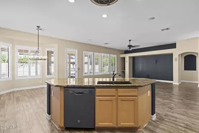 10884 W Utopia Road, Peoria, AZ 85373 - Photo 6