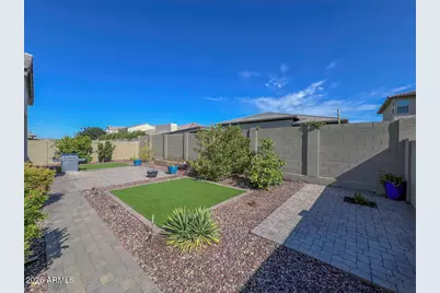 1540 E San Carlos Way, Gilbert, AZ 85298 - Photo 18