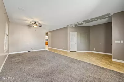 15807 W Calavar Road, Surprise, AZ 85379 - Photo 6